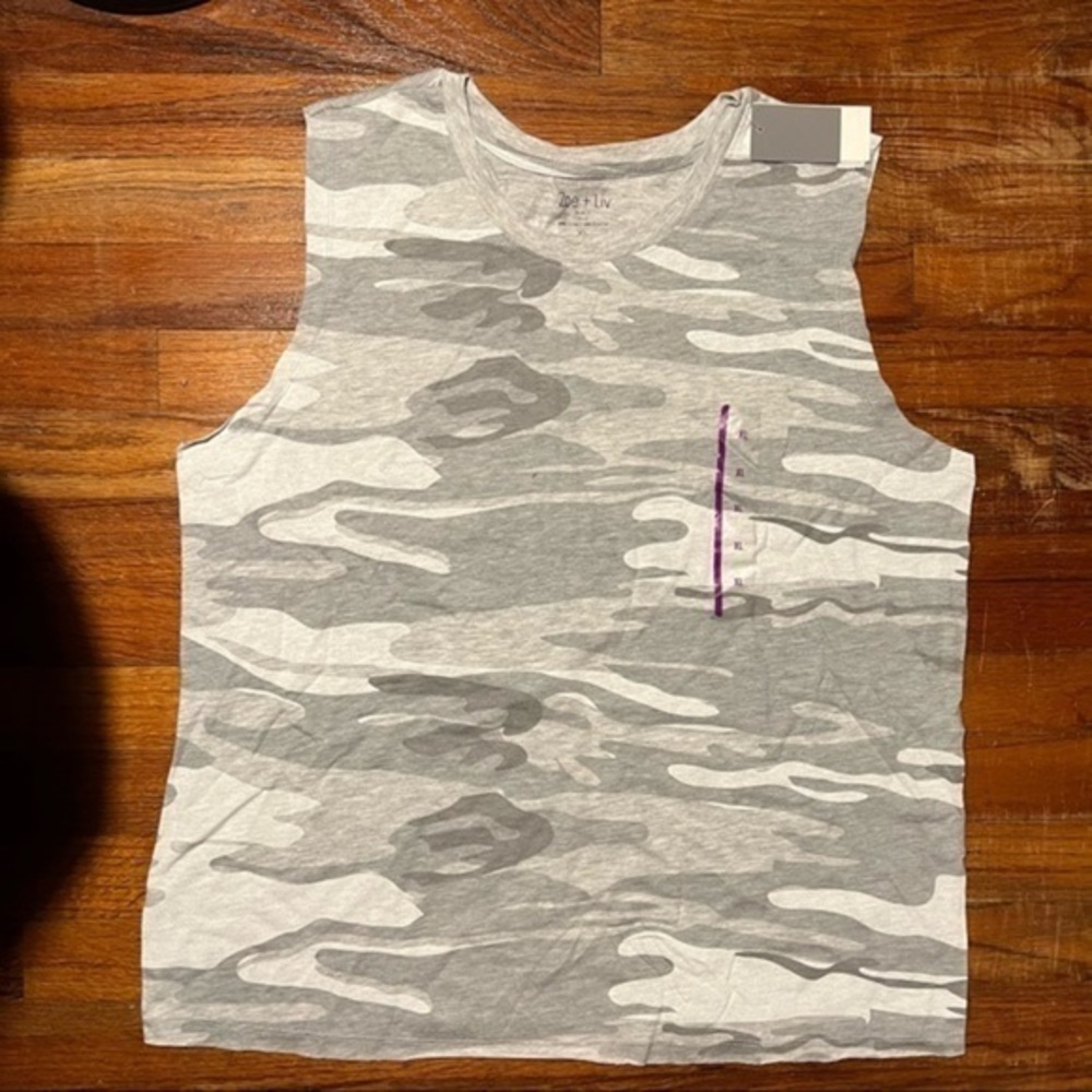 Zoe + liv womens tank